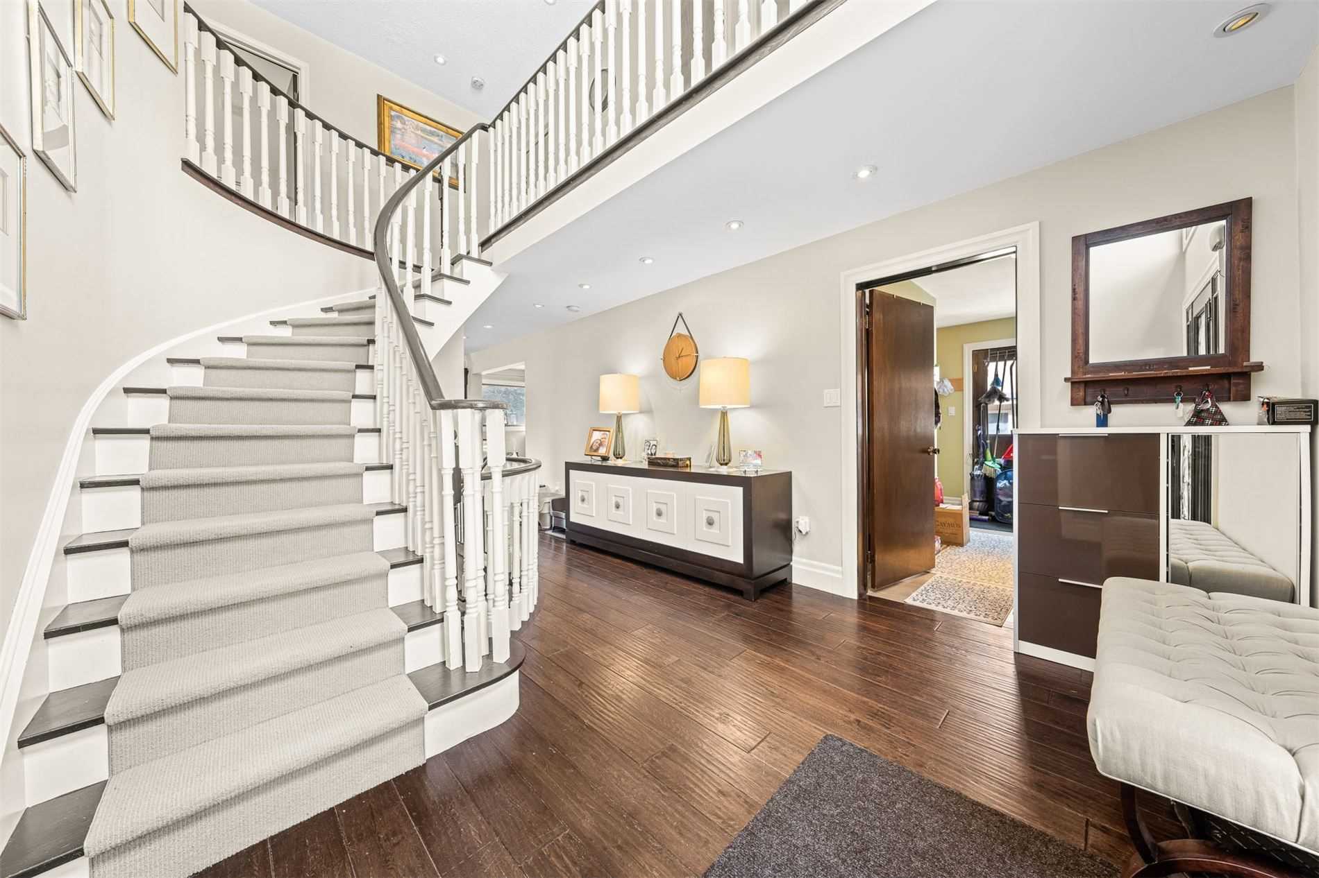 53 Gilbank Dr