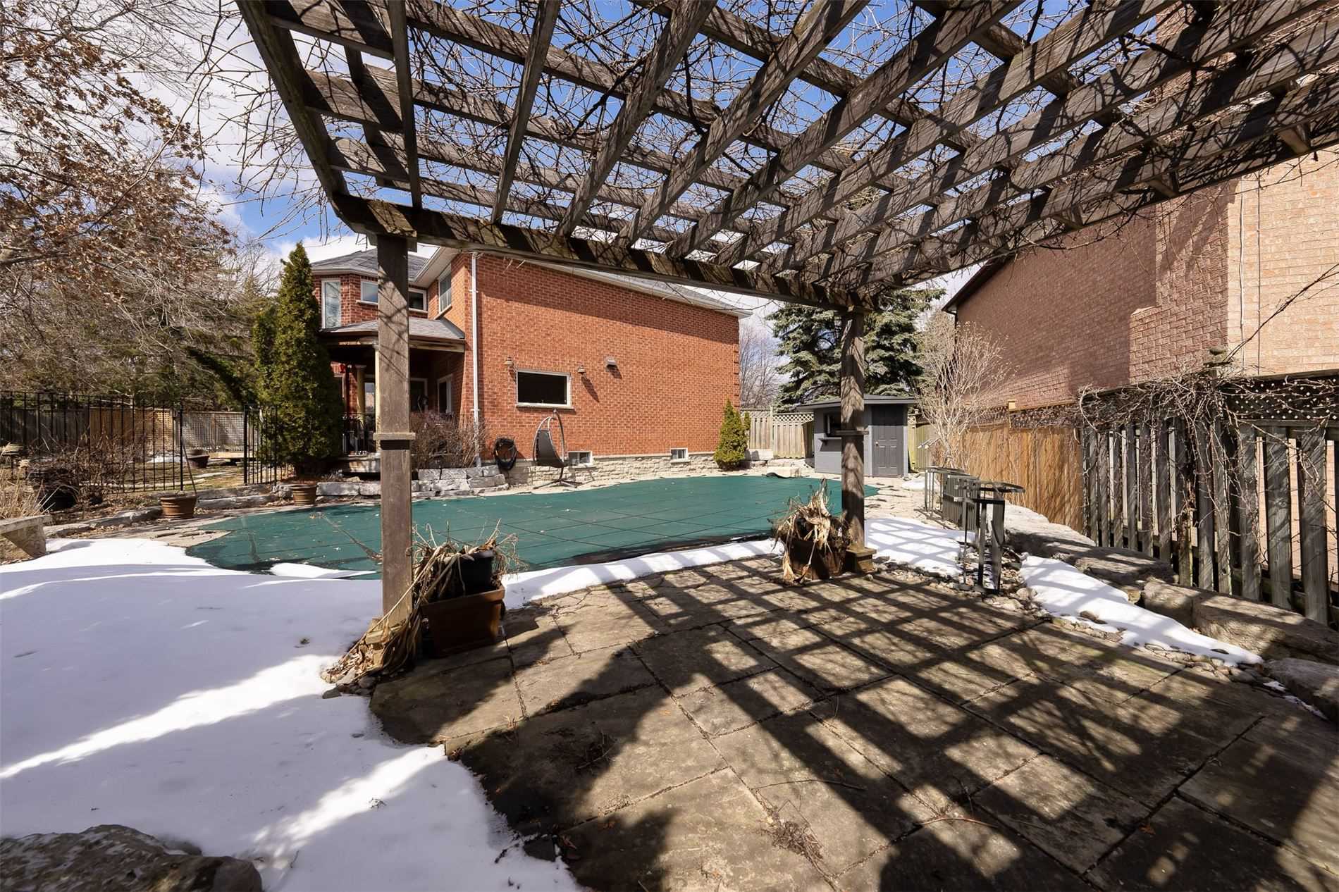 53 Gilbank Dr