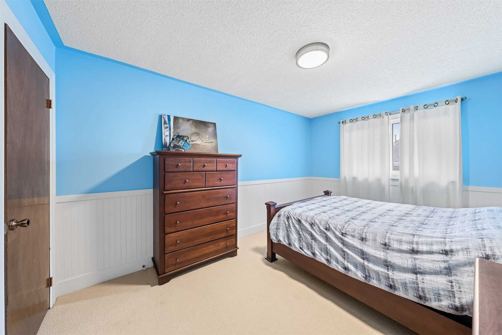53 Gilbank Dr