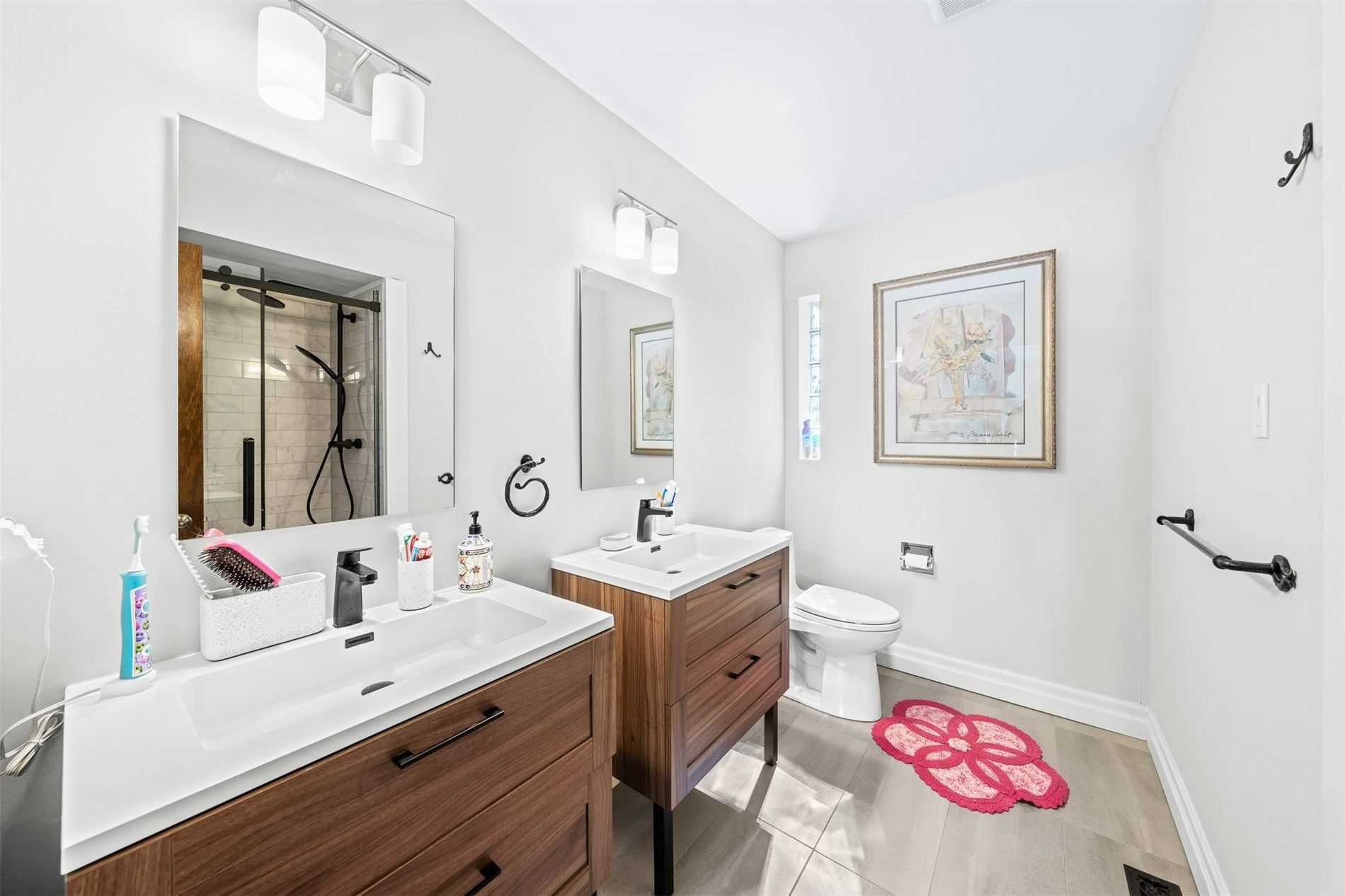 53 Gilbank Dr