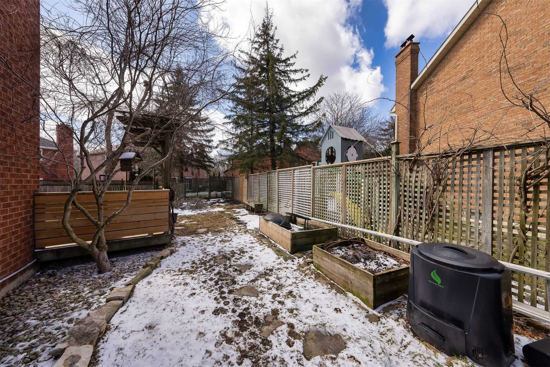 53 Gilbank Dr