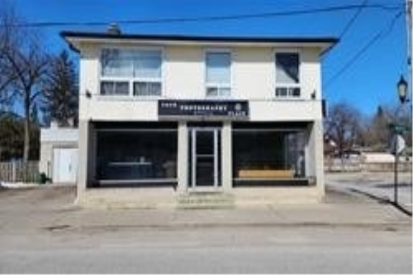 920 Lake Dr, Georgina