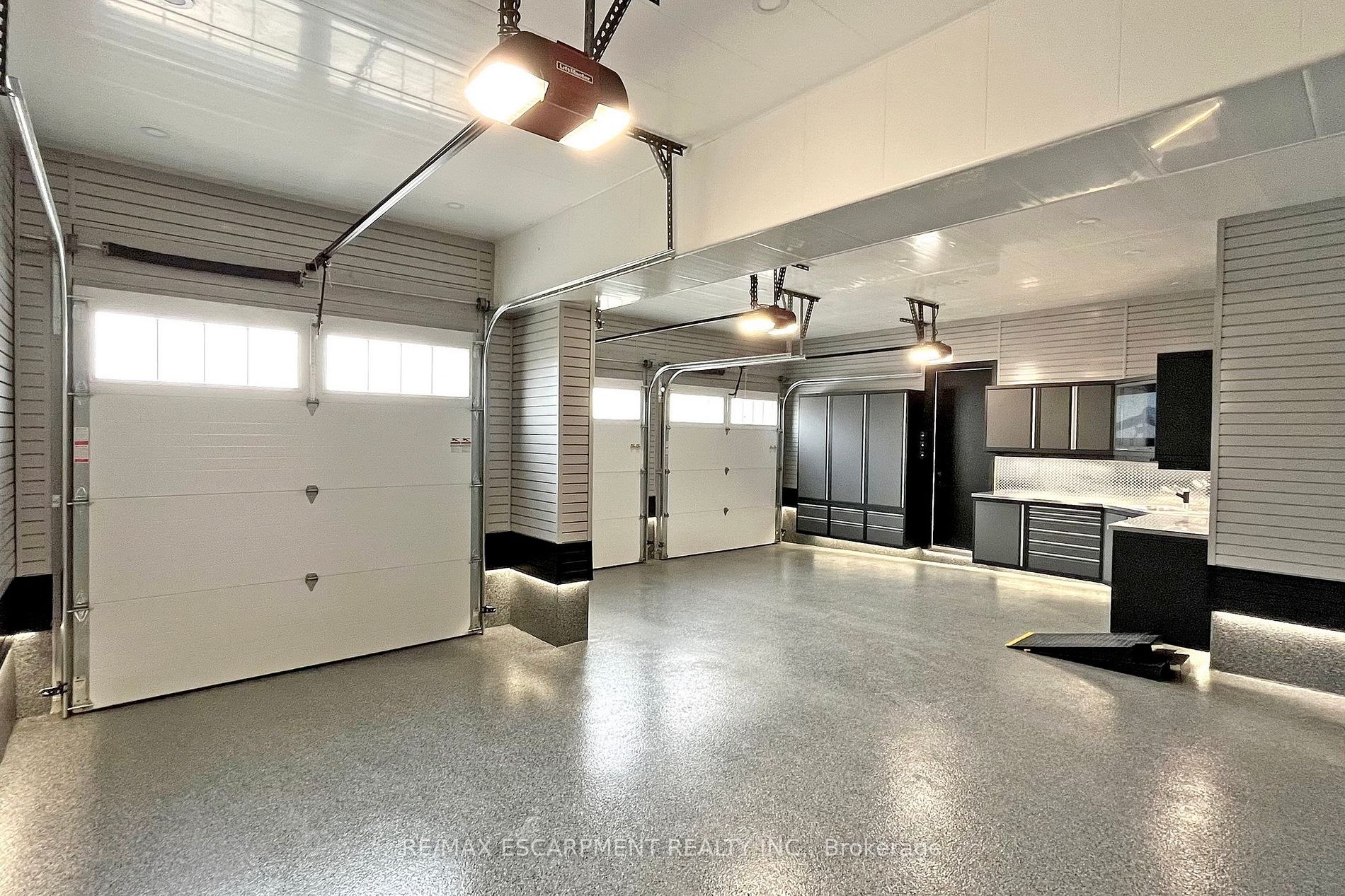 121 Elmers Lane