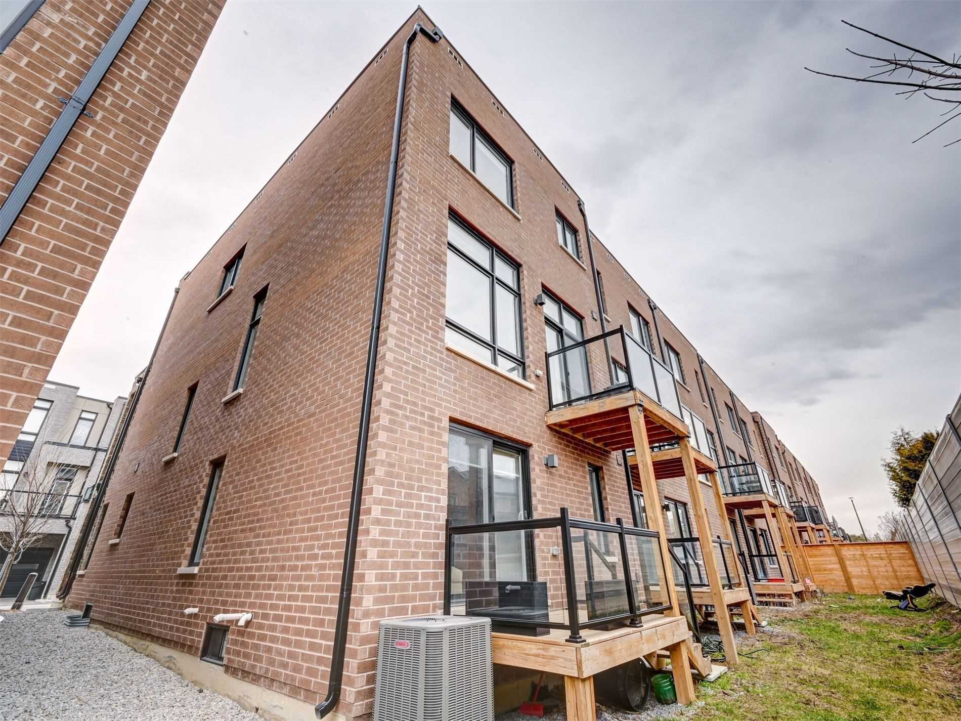 37 Benoit St