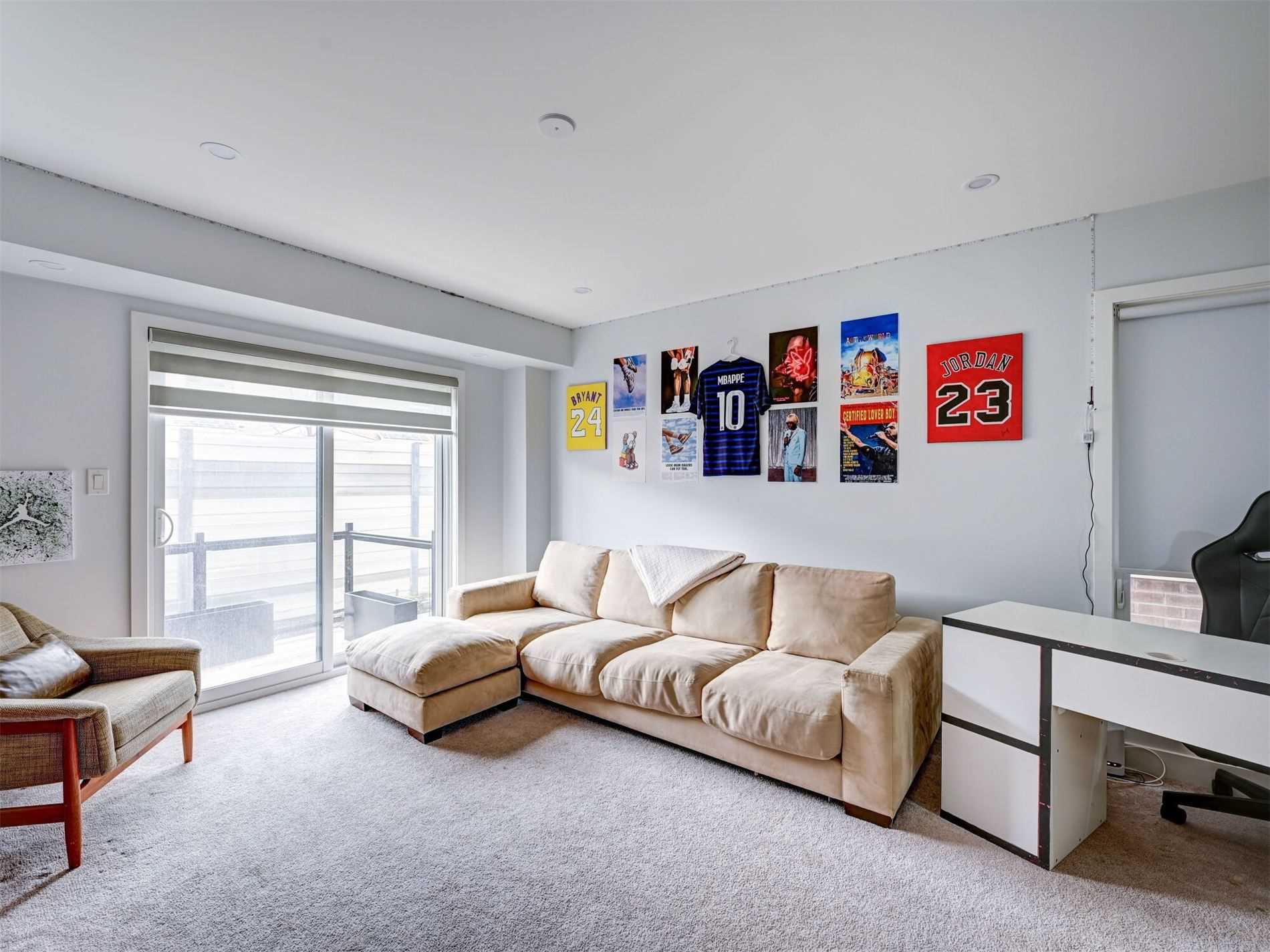 37 Benoit St