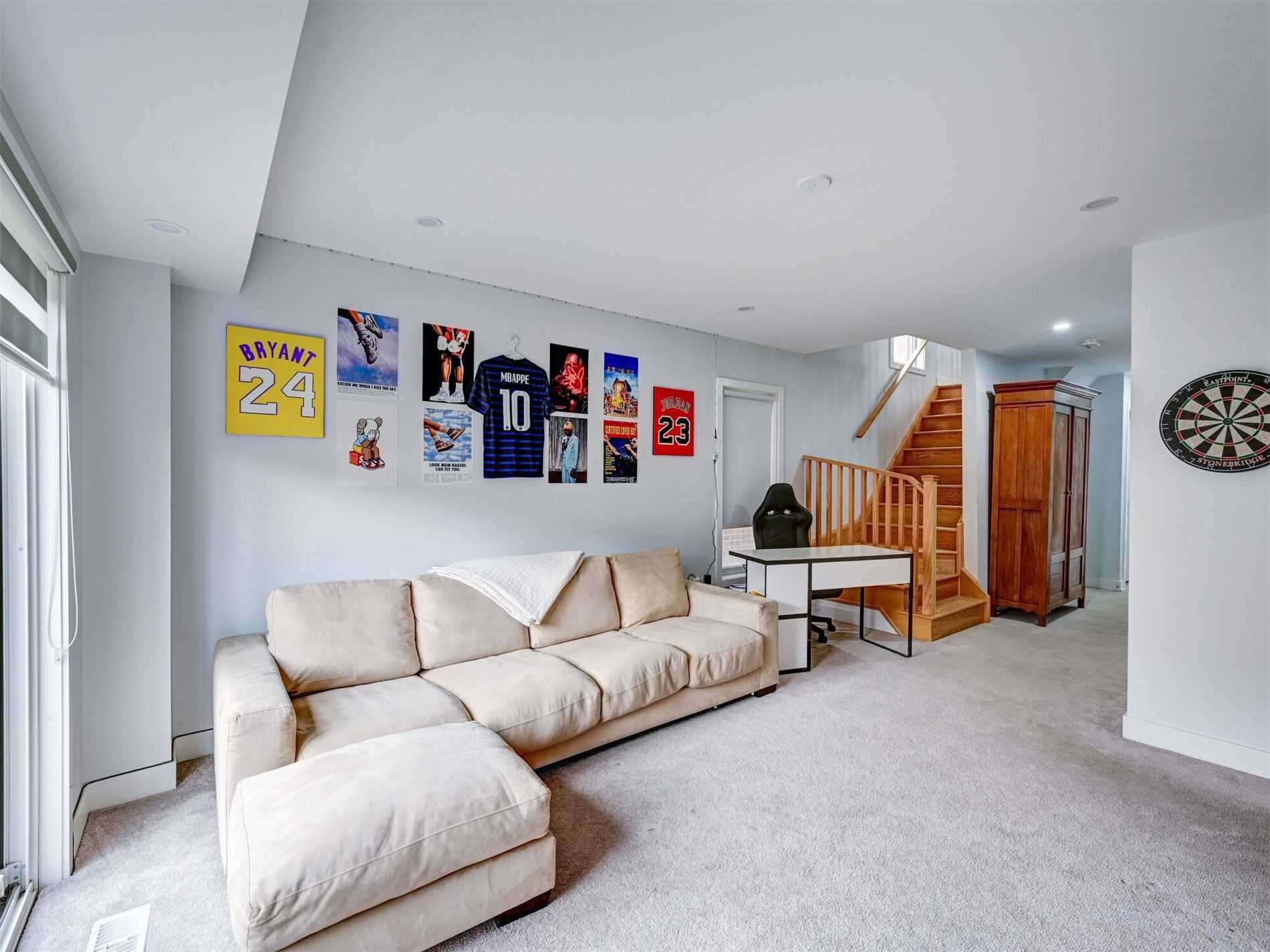 37 Benoit St