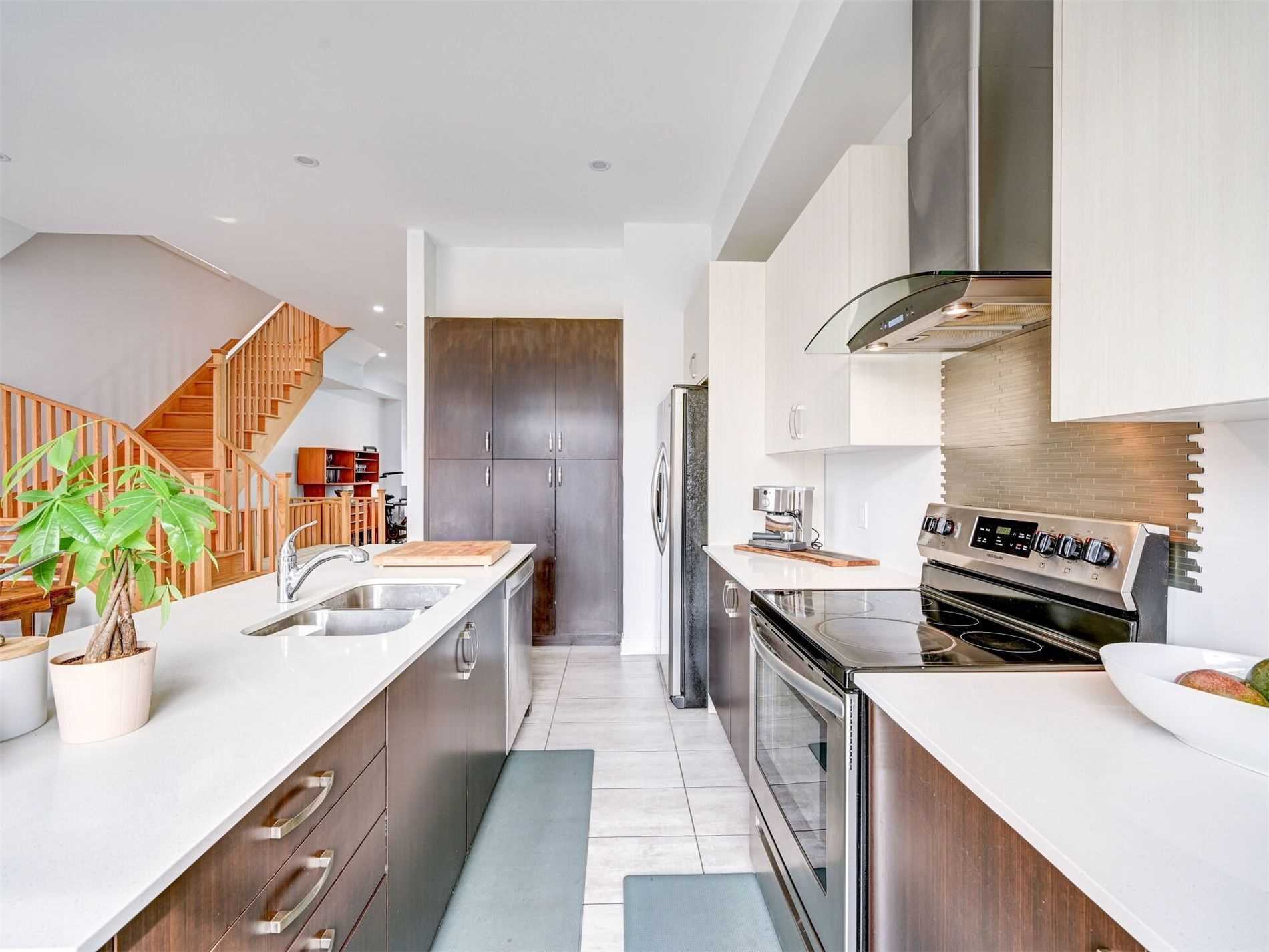 37 Benoit St