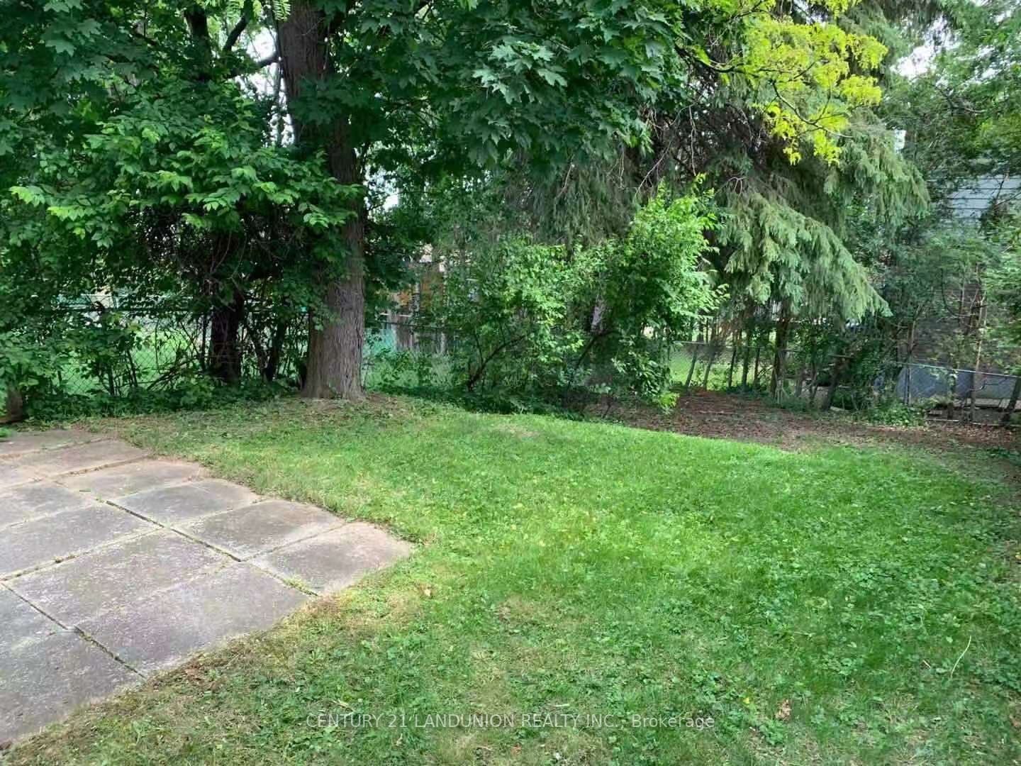 29 Snowshoe Cres