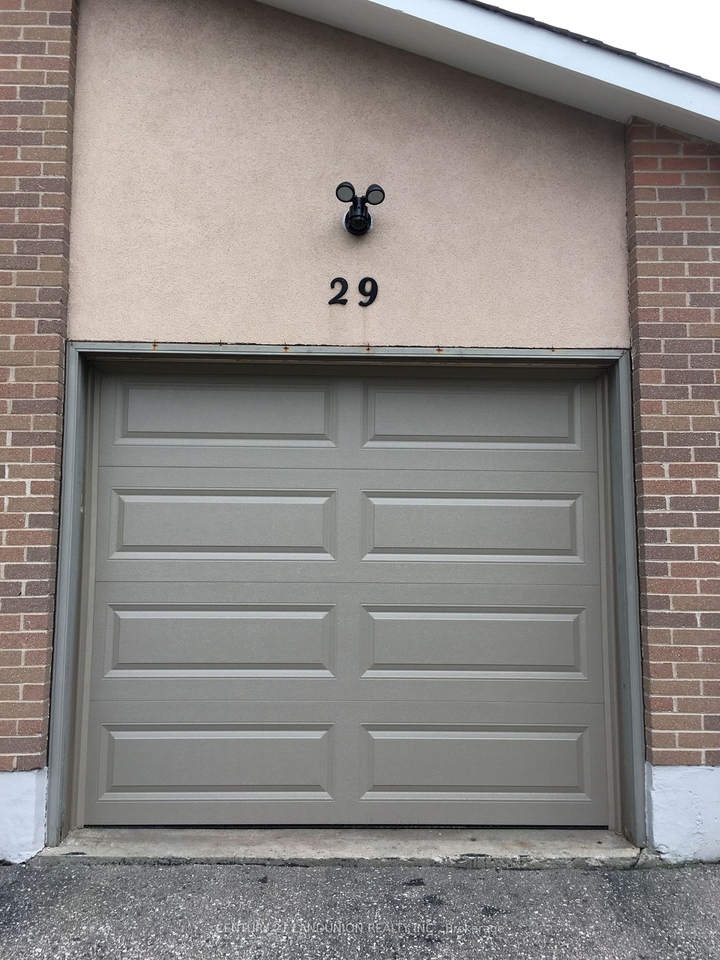 29 Snowshoe Cres