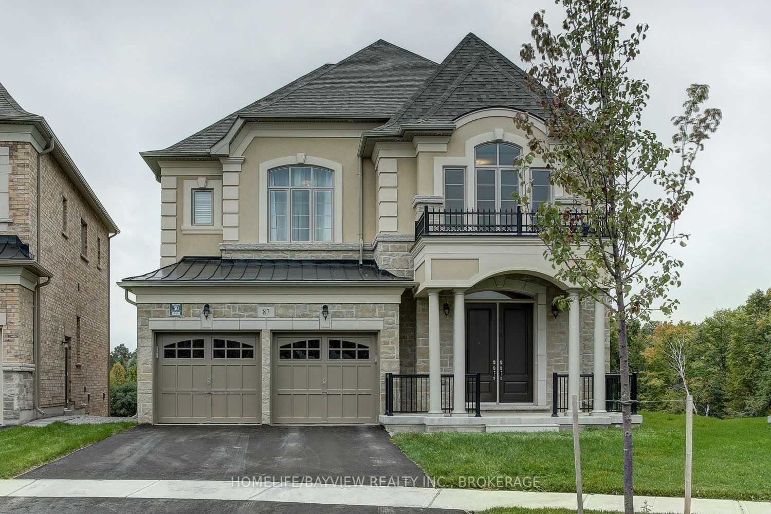 87 Strawbridge Farm Drive N