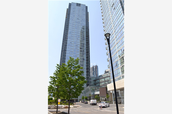 2916 Highway 7 Rd, Vaughan