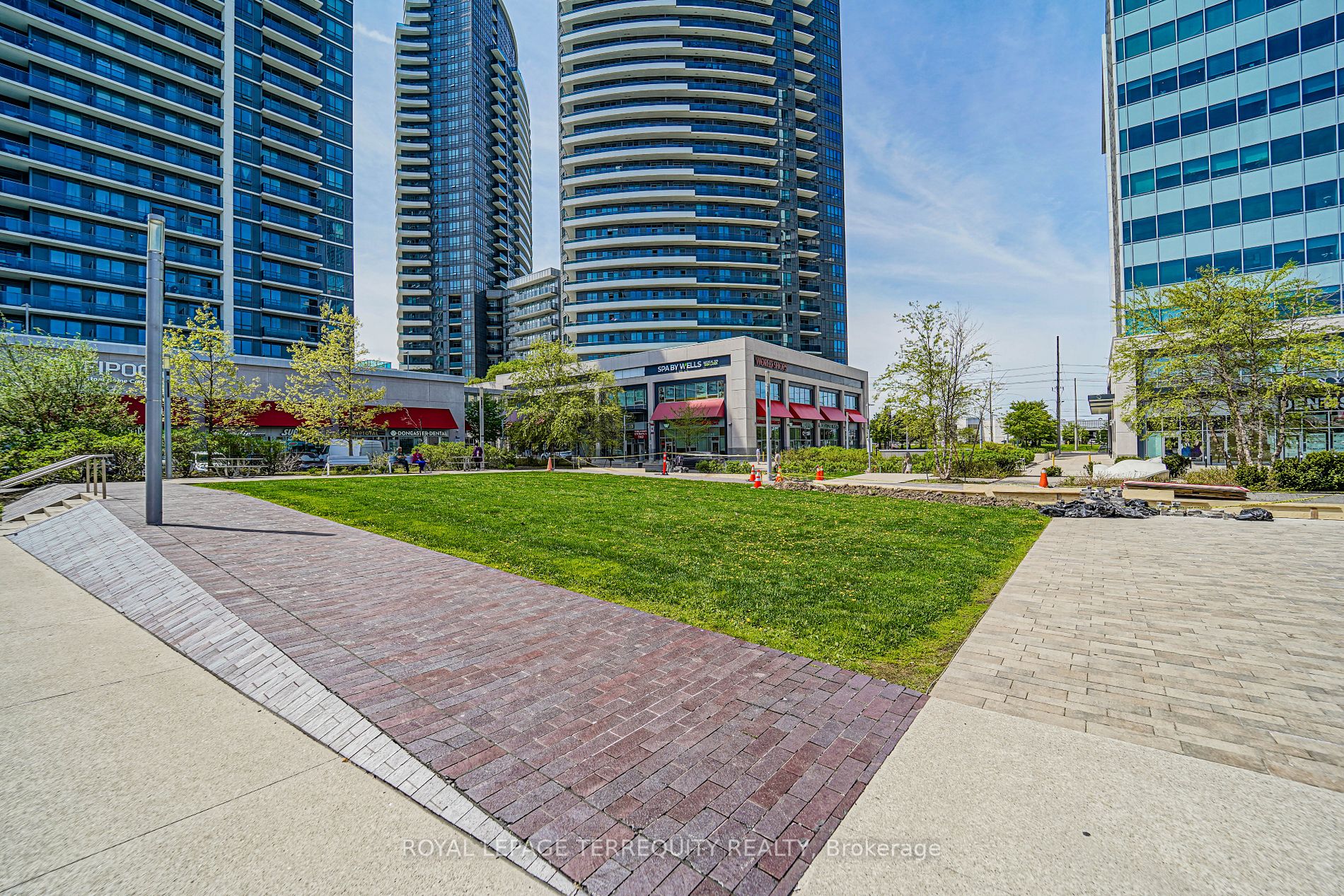 7191 Yonge St, #1014