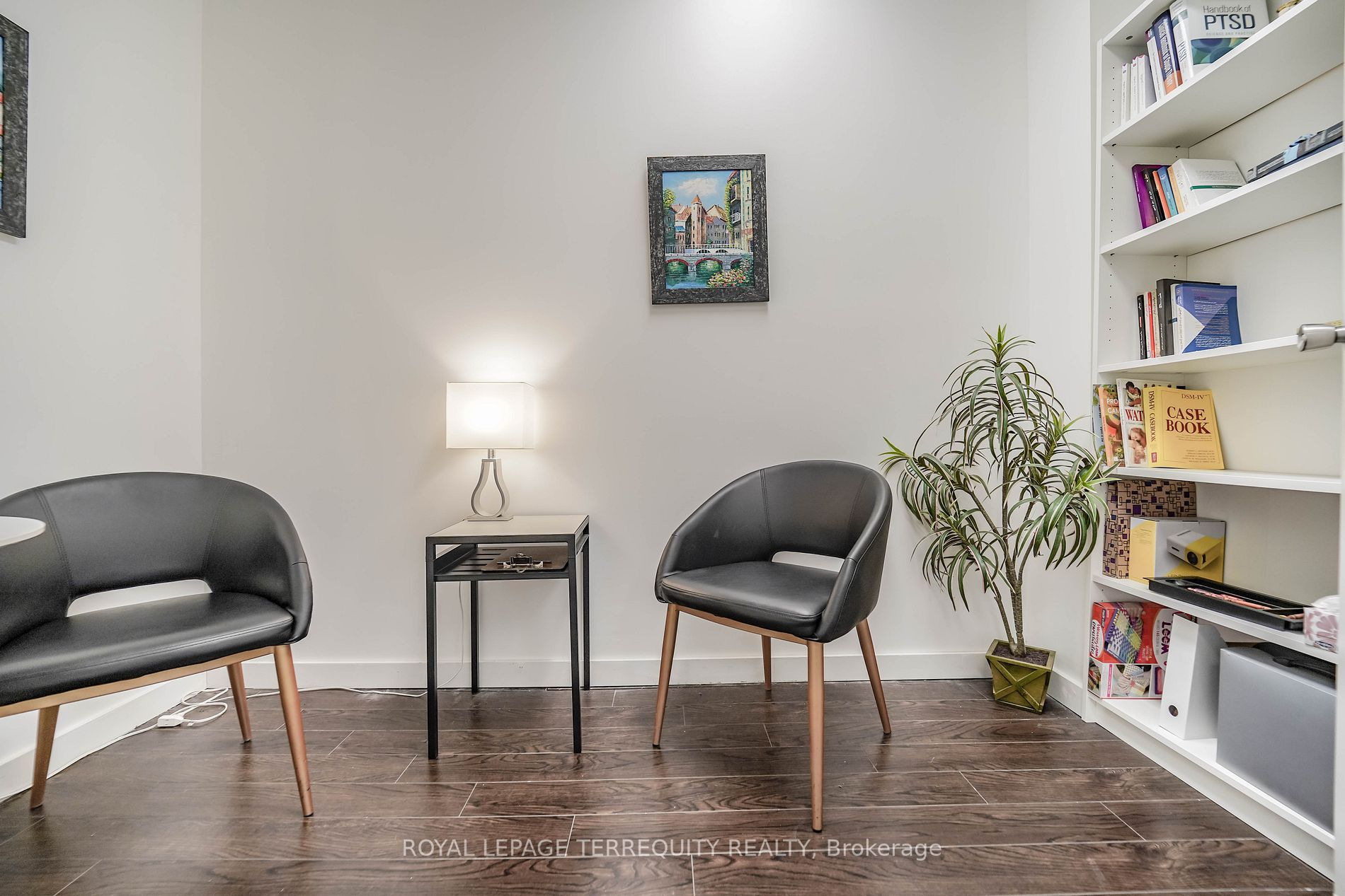 7191 Yonge St, #1014