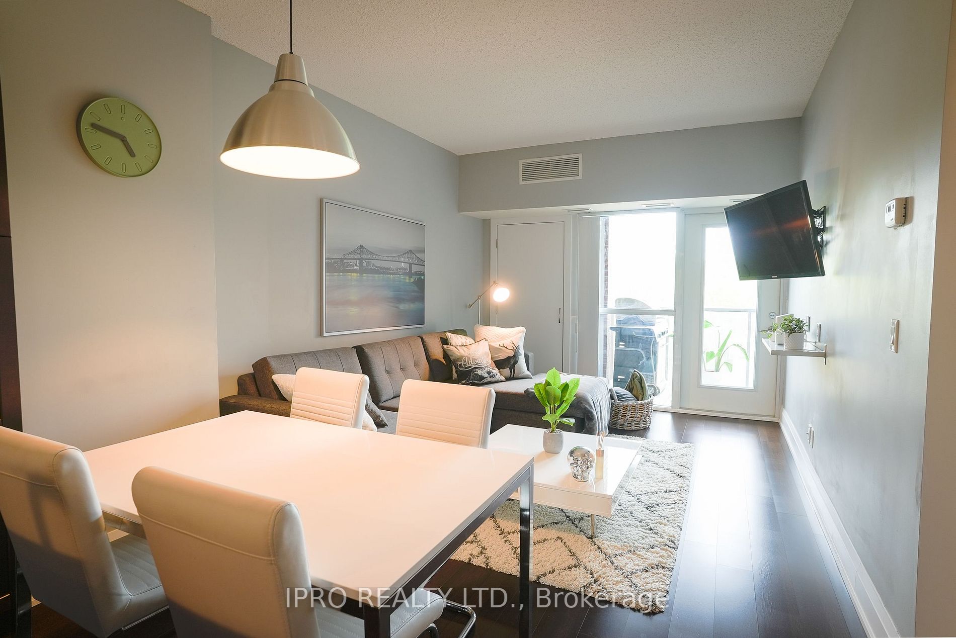 8302 Islington Ave W, #414