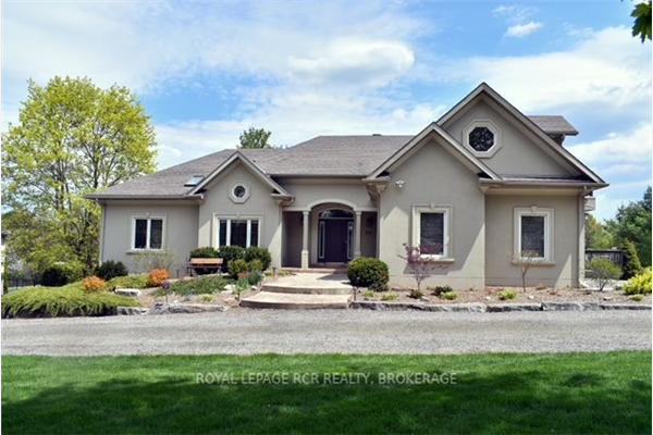737 Old Bathurst St, Newmarket