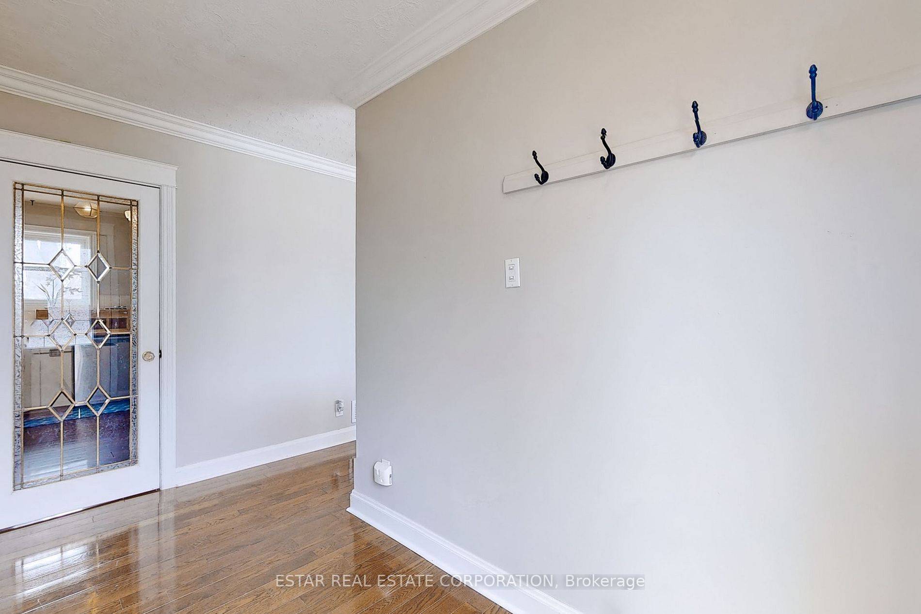 Listing N6010468 - Large Photo # 15