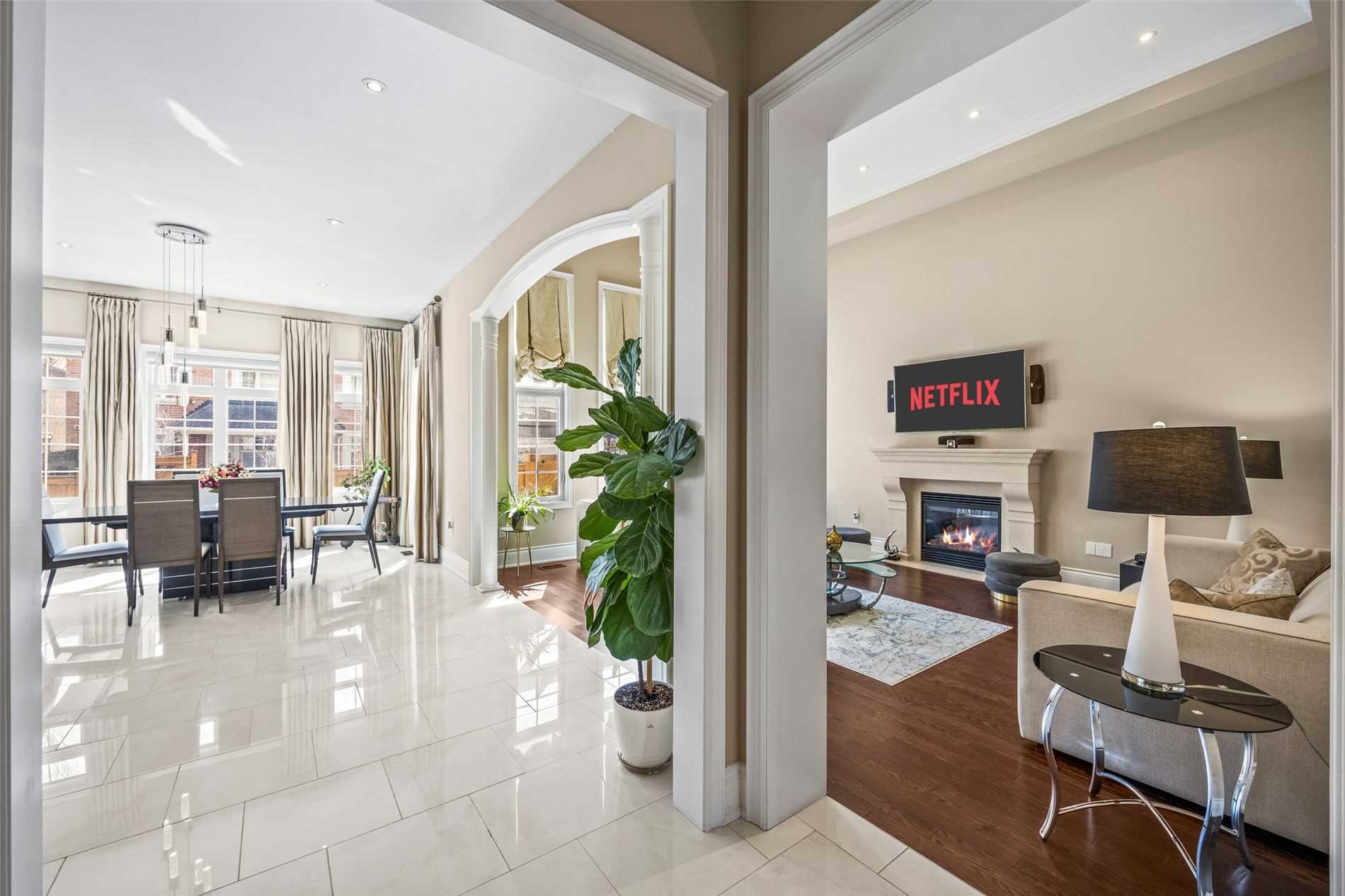 244 Grand Vellore Cres