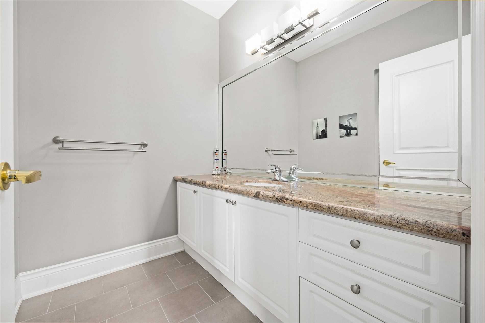 244 Grand Vellore Cres