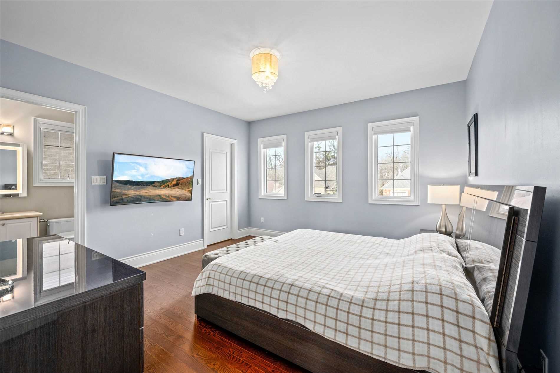 244 Grand Vellore Cres