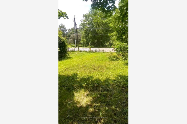 18833 Leslie St, East Gwillimbury