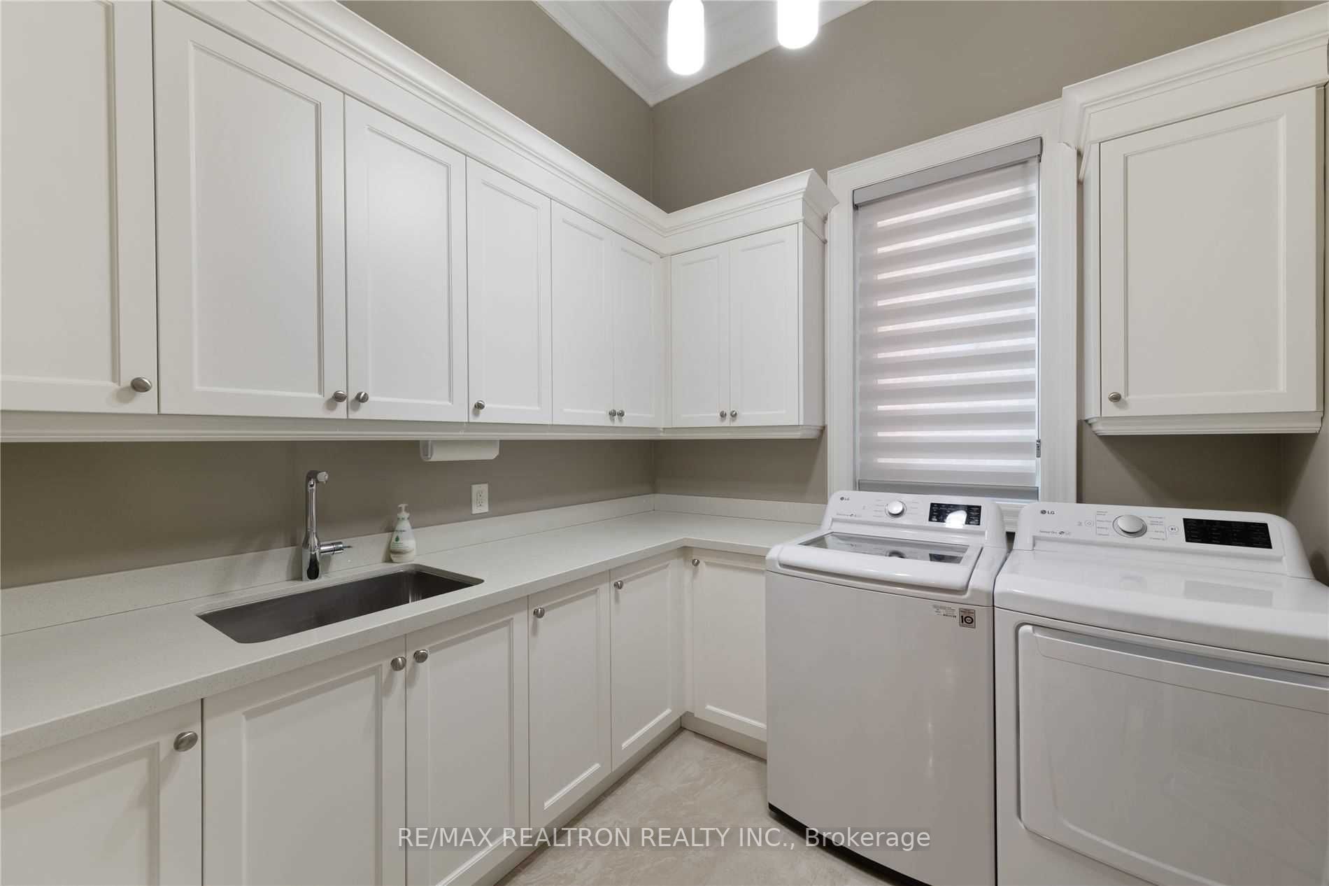 223 Crestwood Rd