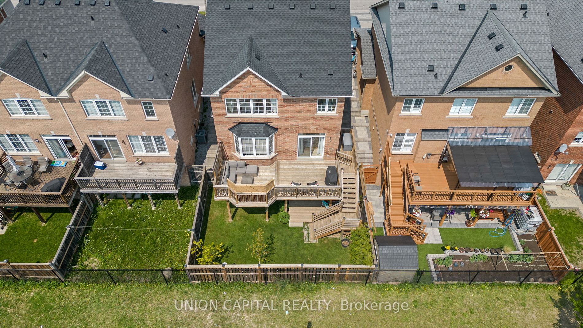 38 Isabella Garden Lane