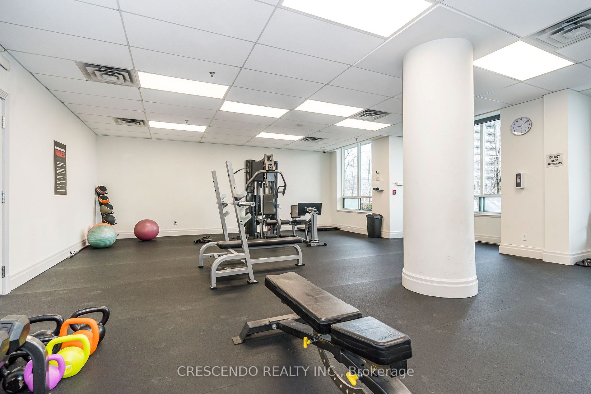 39 Oneida Cres, #813