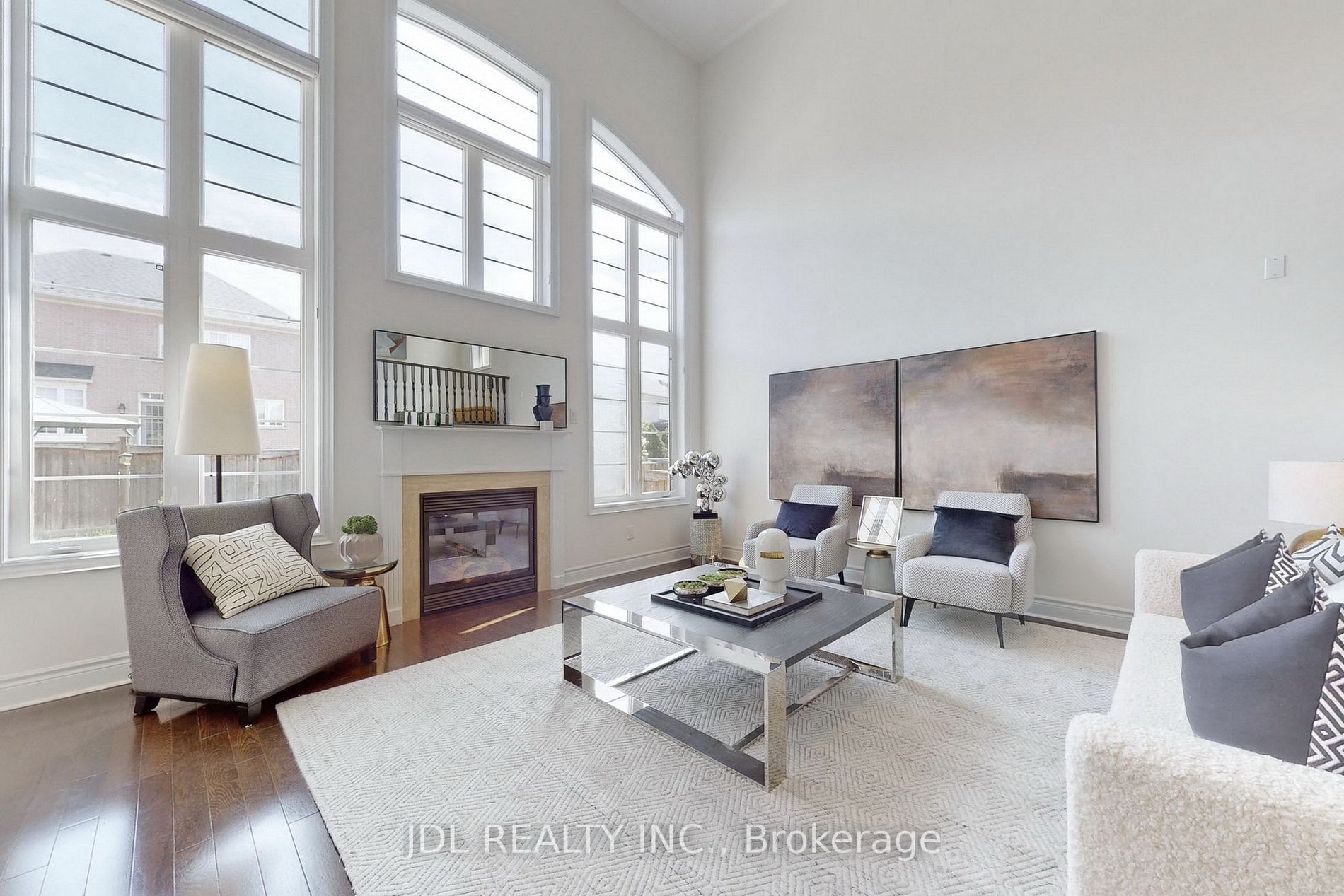 67 Lady Fenyrose Ave