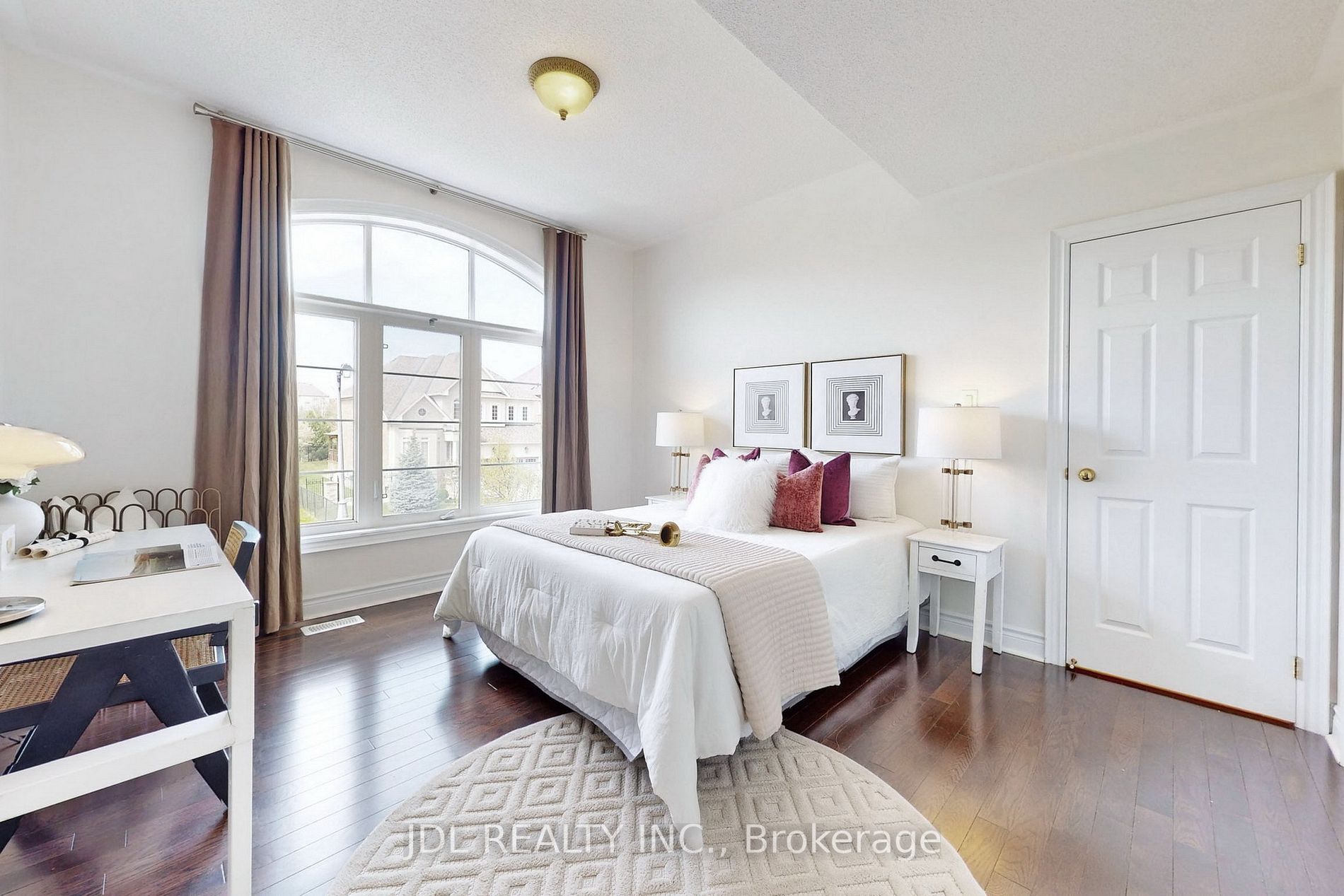 67 Lady Fenyrose Ave