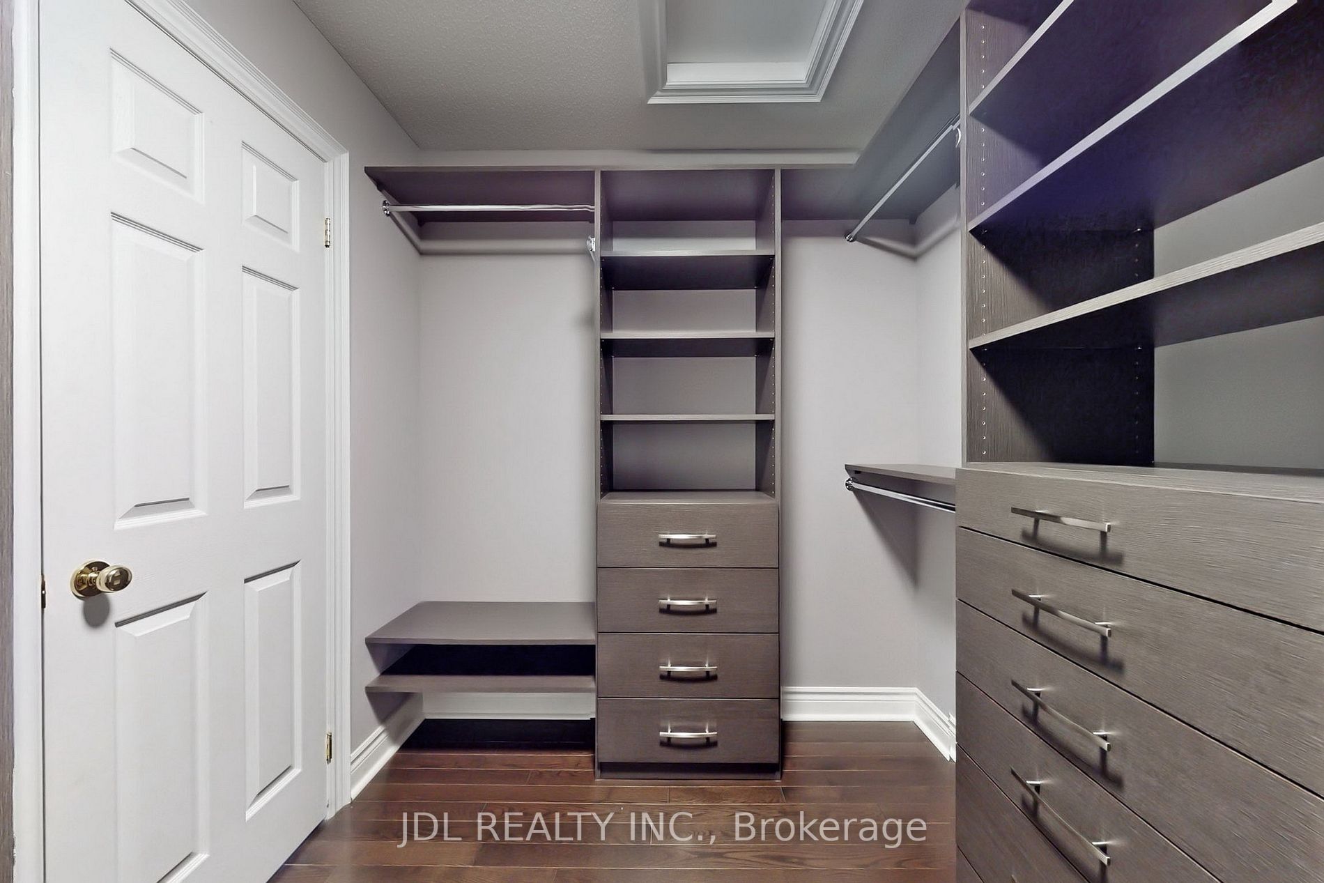 67 Lady Fenyrose Ave