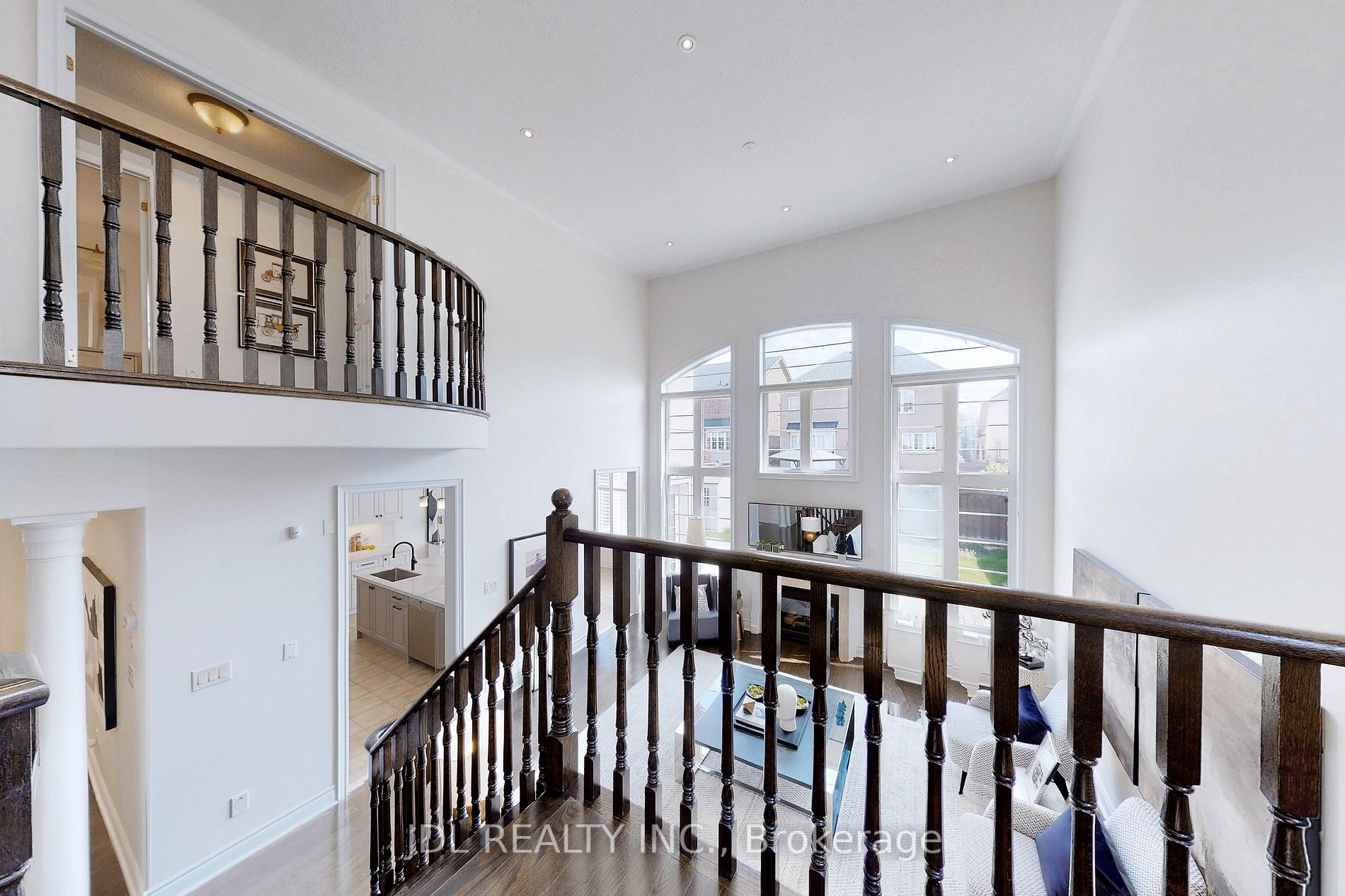 67 Lady Fenyrose Ave