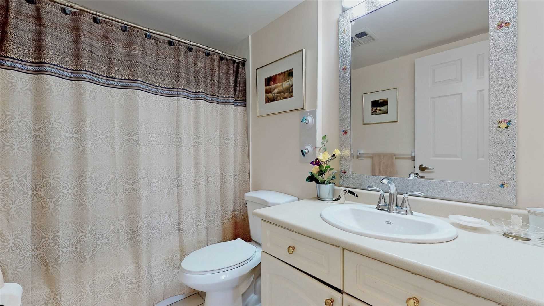 1 Clark Ave W, #1604
