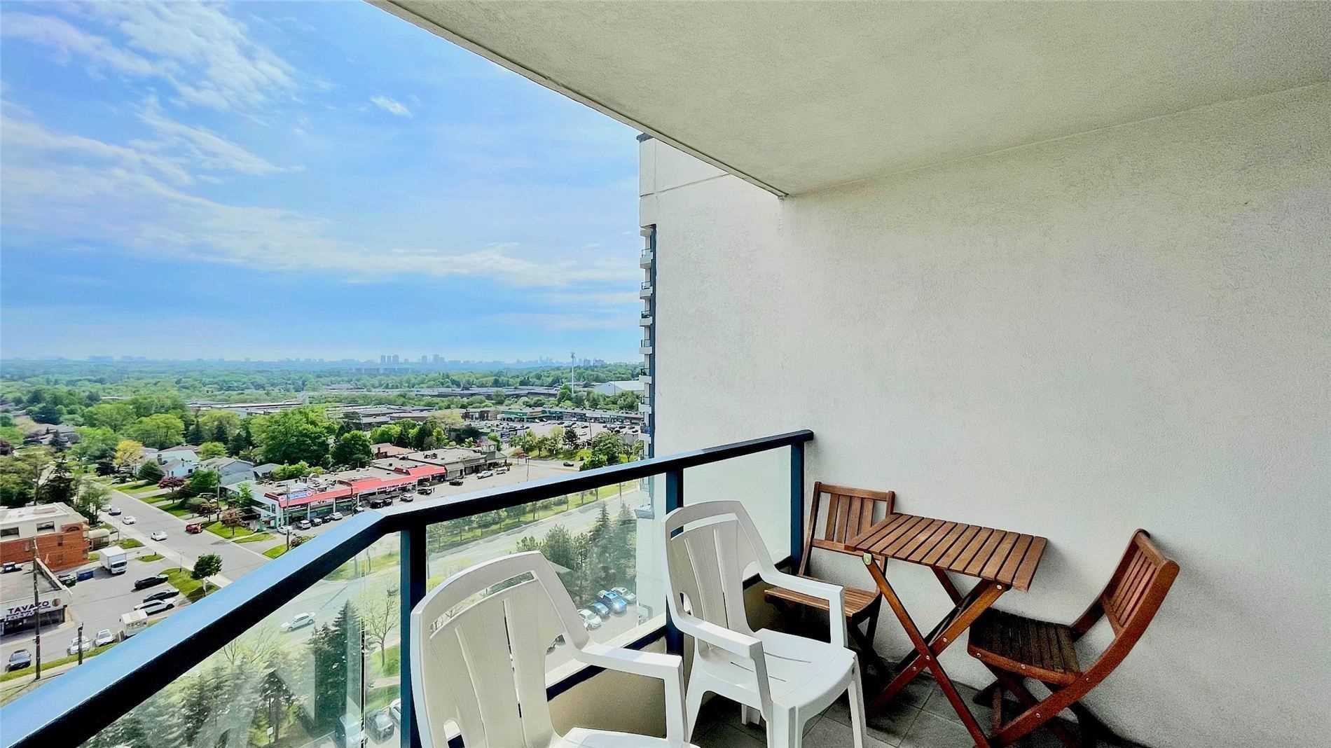 1 Clark Ave W, #1604