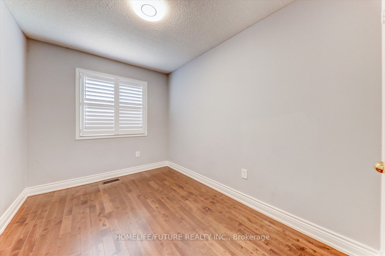 112 Guinevere Road