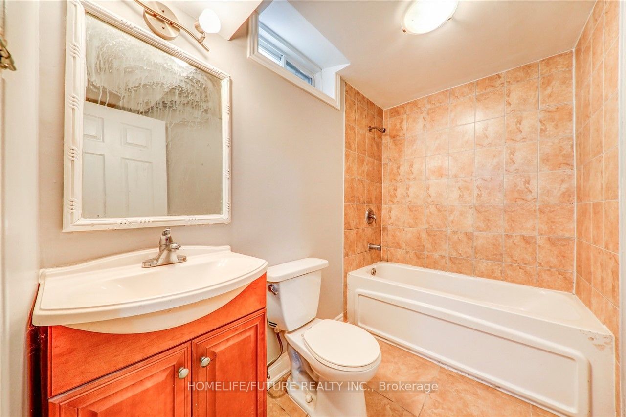 112 Guinevere Road
