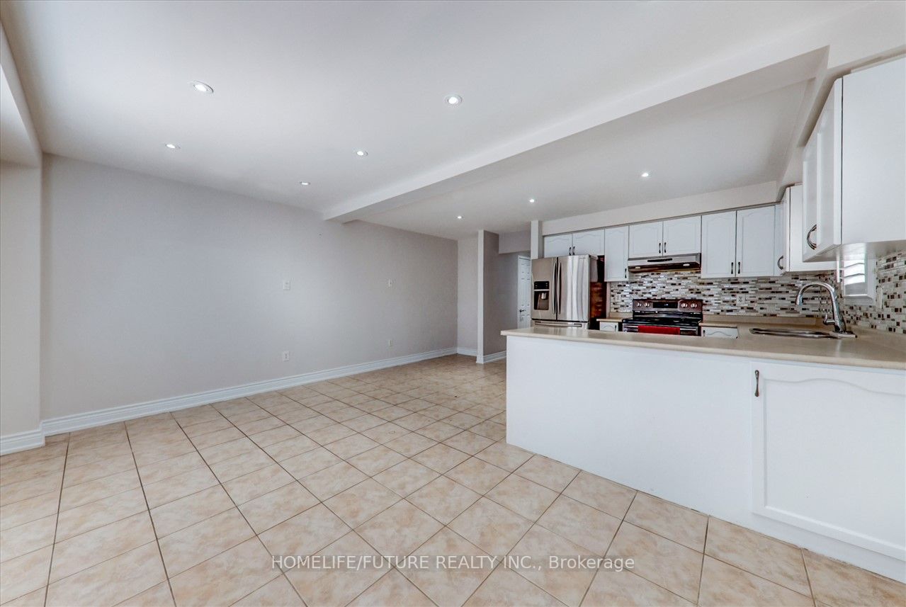 112 Guinevere Road