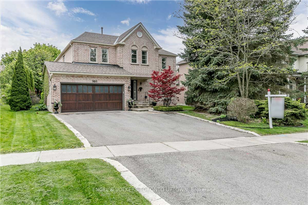 986 Stonehaven Ave, Newmarket