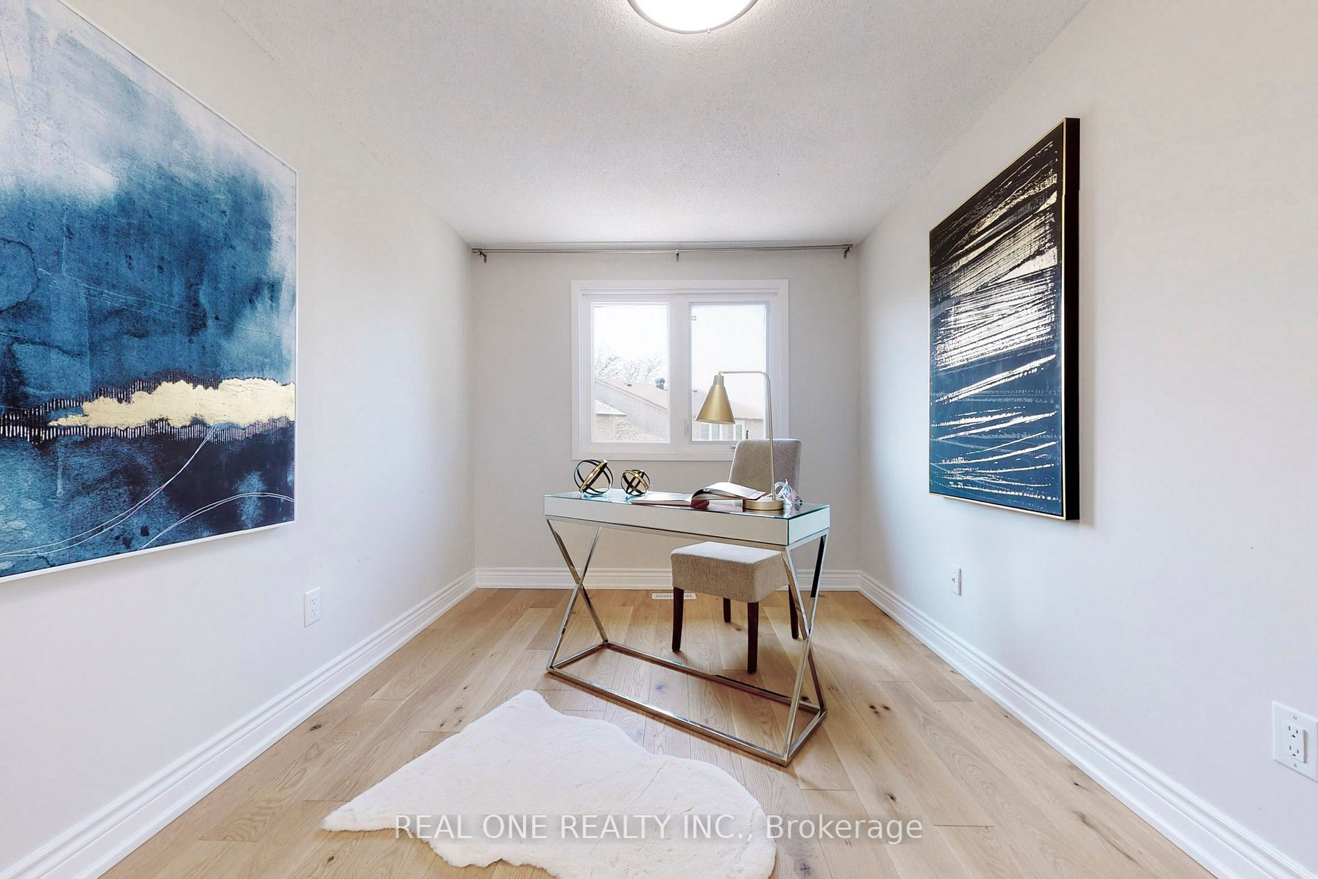 76 Cottsmore Cres