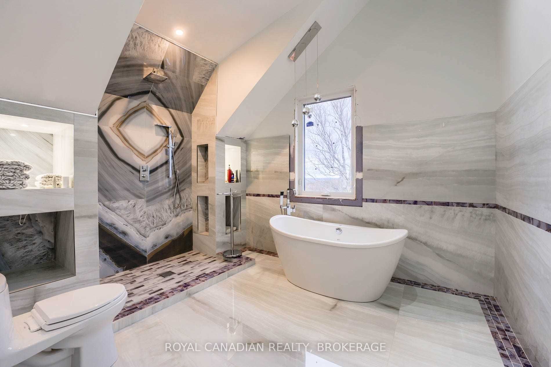 15 Glenview Heights Lane