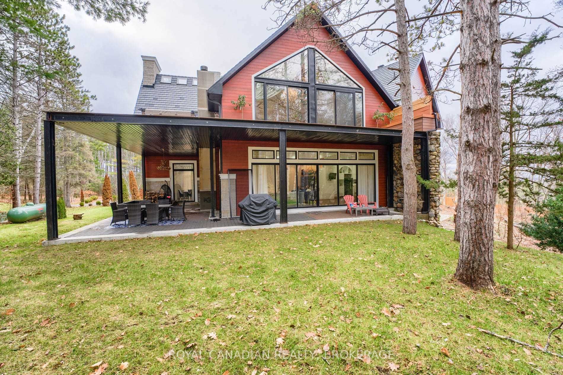 15 Glenview Heights Lane