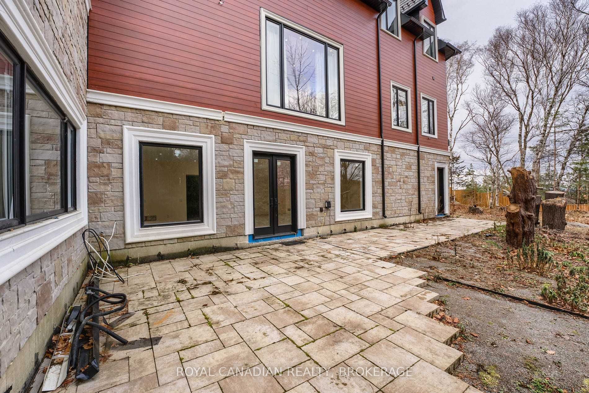 15 Glenview Heights Lane