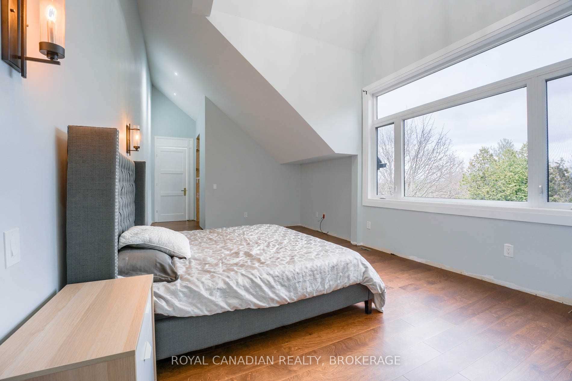 15 Glenview Heights Lane