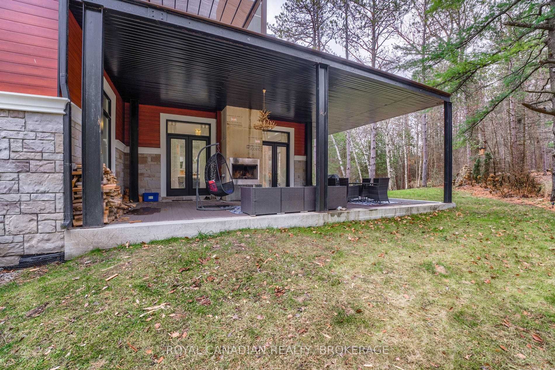 15 Glenview Heights Lane