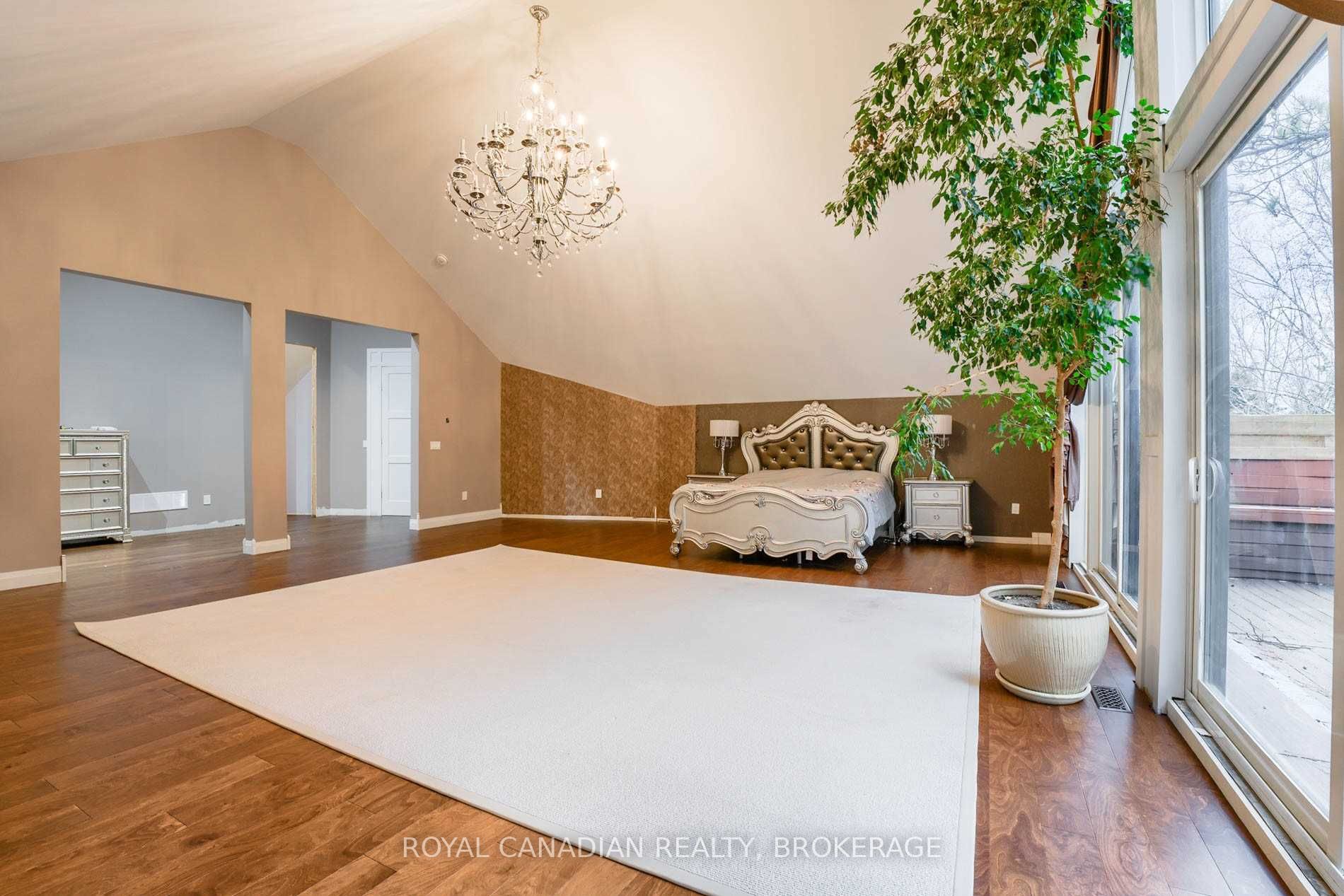 15 Glenview Heights Lane