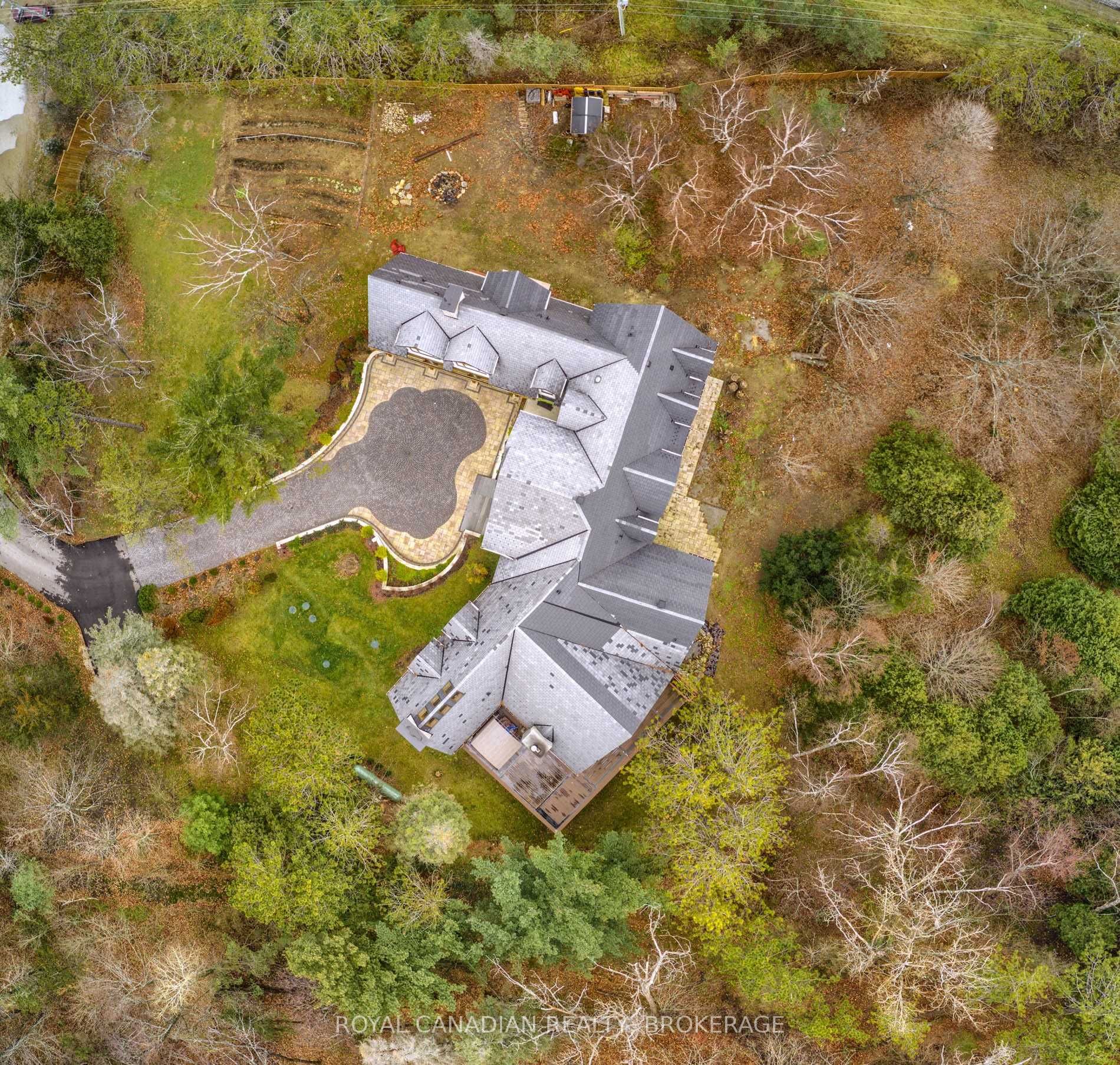 15 Glenview Heights Lane
