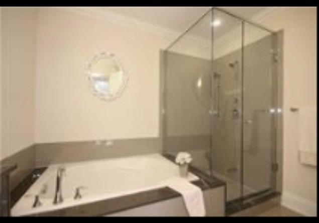 9909 Pine Valley Dr, #319