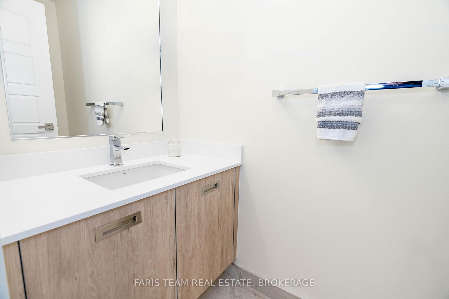 3666 Ferretti Crt