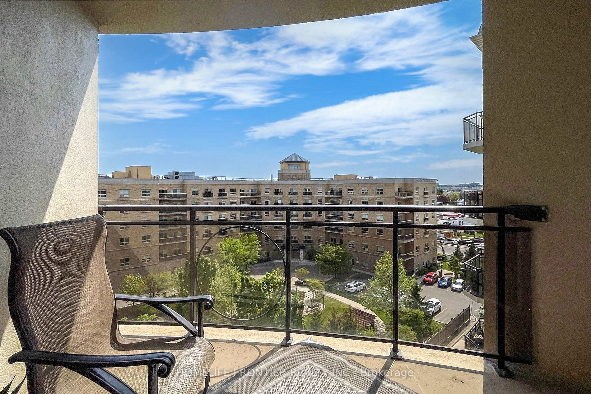 1 Maison Parc Crt, #718