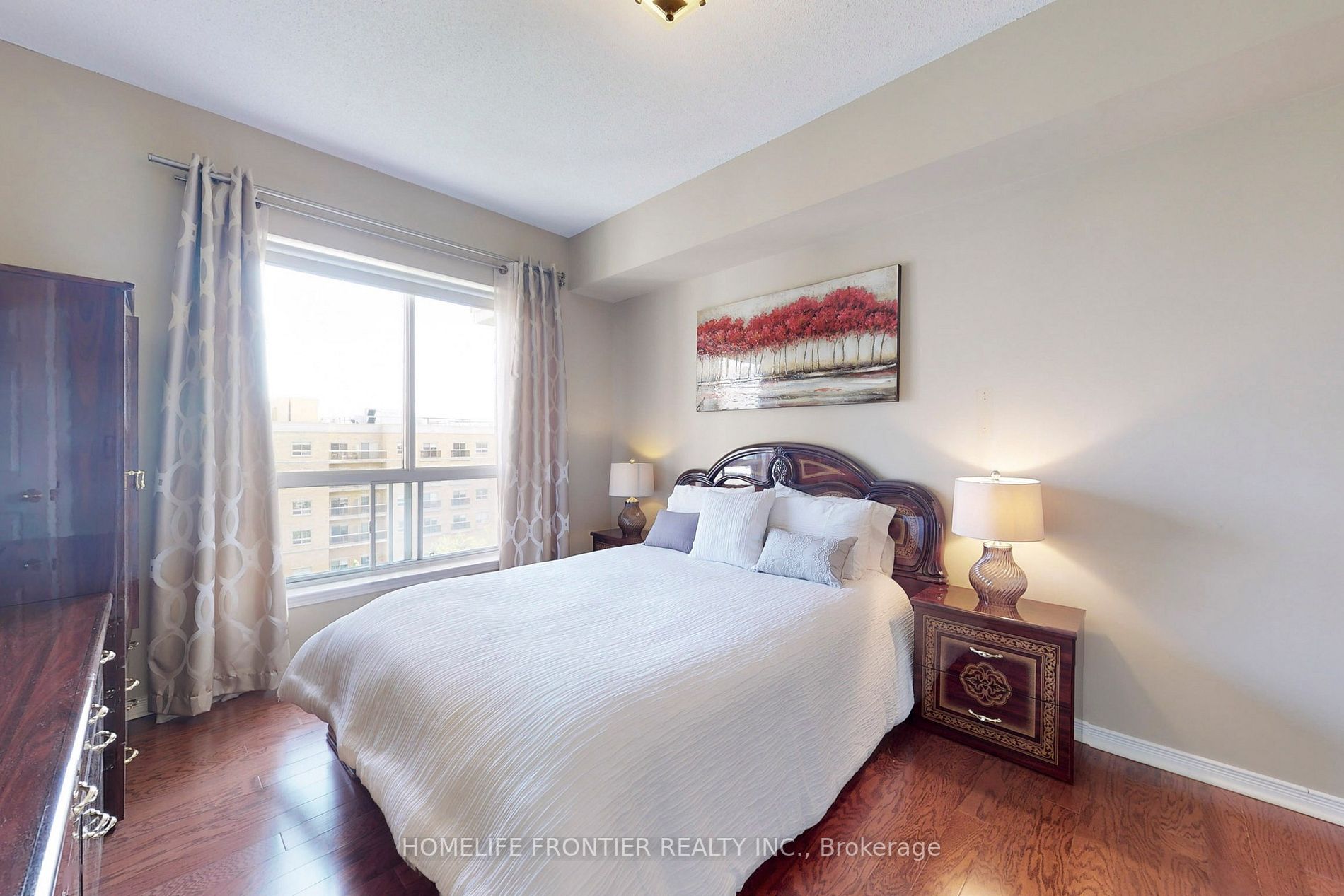 1 Maison Parc Crt, #718