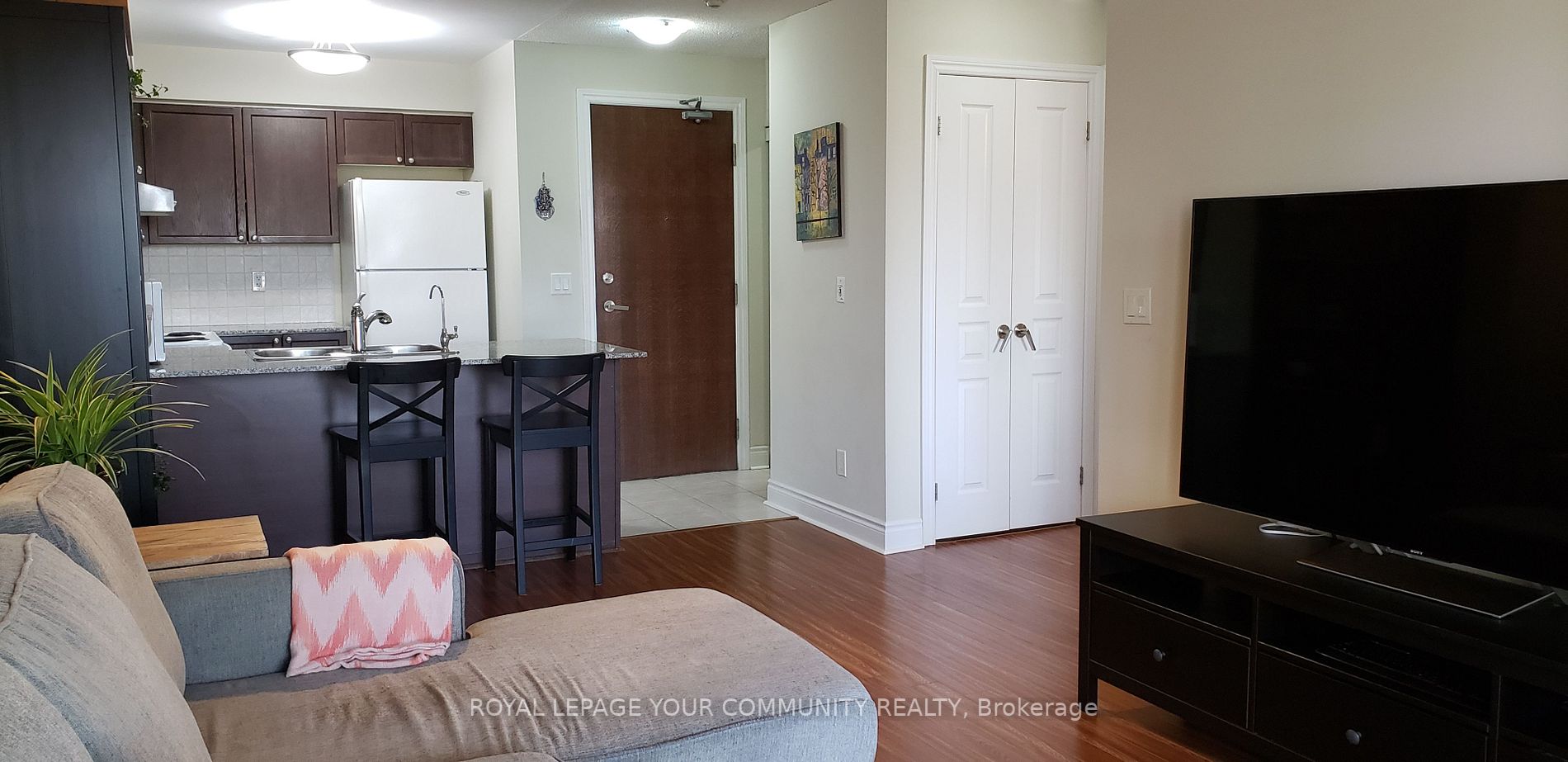 7 NORTH PARK Road #806